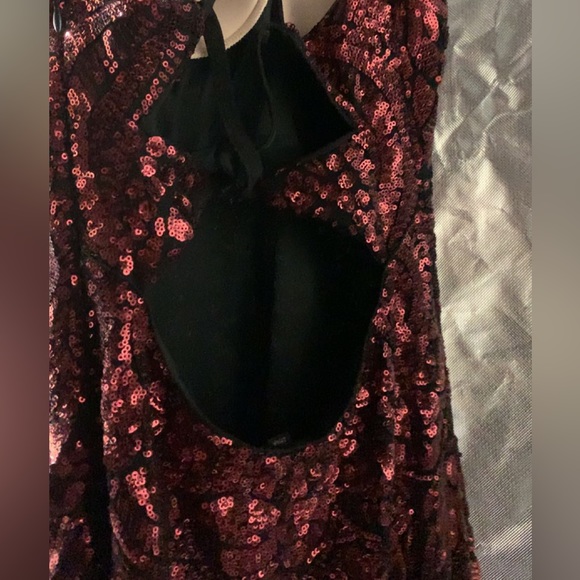 Prom dresses - Picture 4 of 7